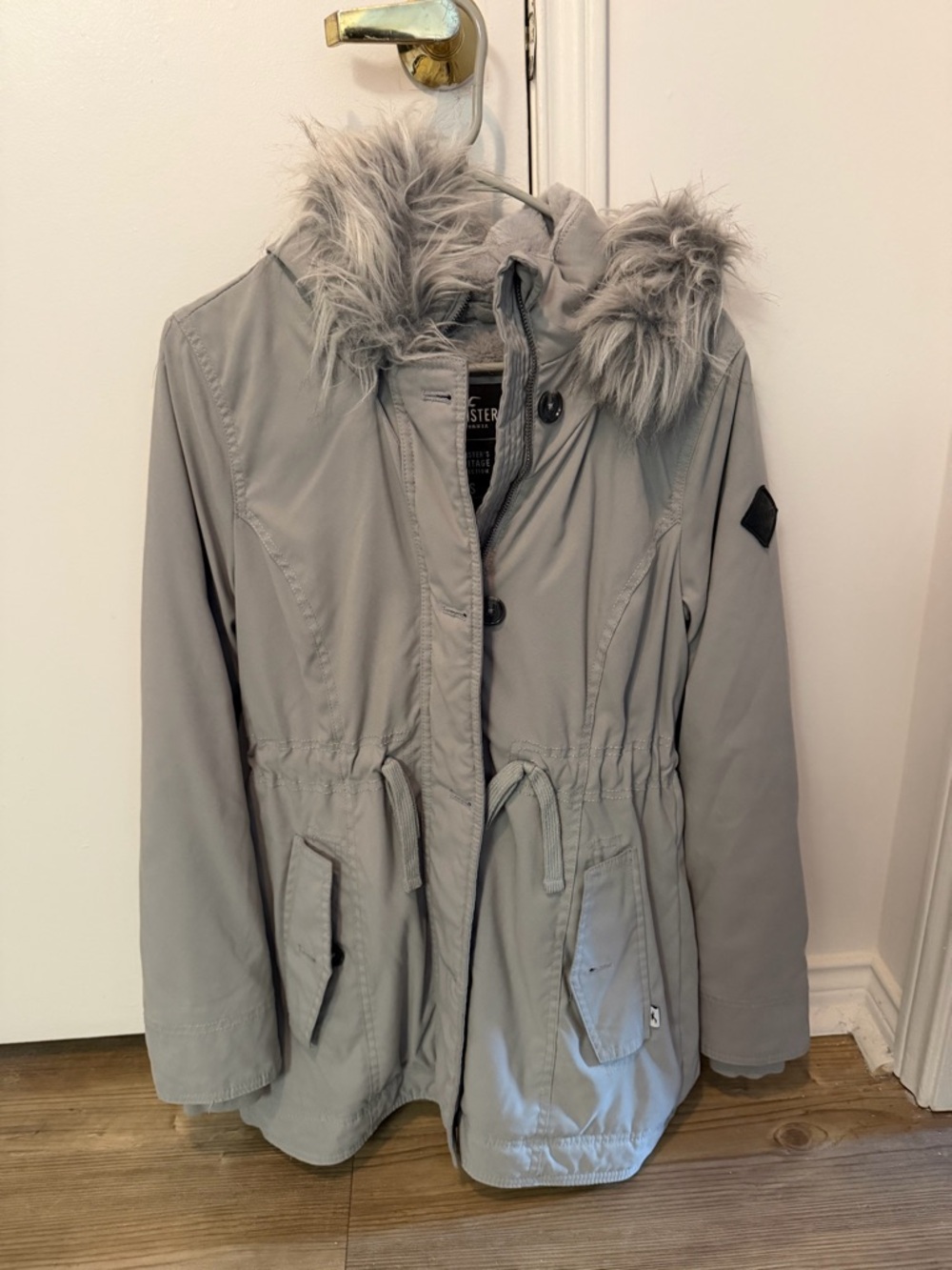 Hollister Women's Light Gray Faux-Fur Trim Parka Jacket size S